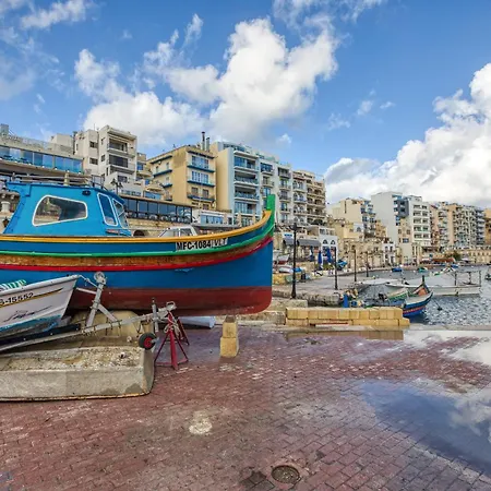 Spinola Bay 2 Bedroom W Jacuzzi & Sea View Apartmán *