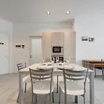 Spinola Bay 2 Bedroom W Jacuzzi & Sea View Apartment *