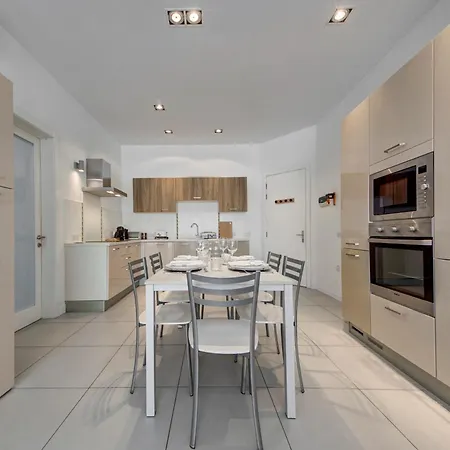 Spinola Bay 2 Bedroom W Jacuzzi & Sea View Saint Julian's