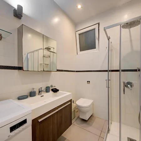 Spinola Bay 2 Br W Jacuzzi&sea View Apartament *