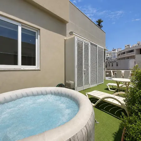 Spinola Bay 2 Bedroom W Jacuzzi & Sea View דירה