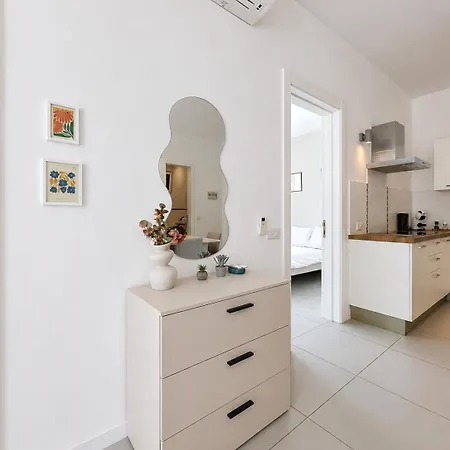 Spinola Bay 2 Bedroom W Jacuzzi & Sea View דירה Saint Julian's
